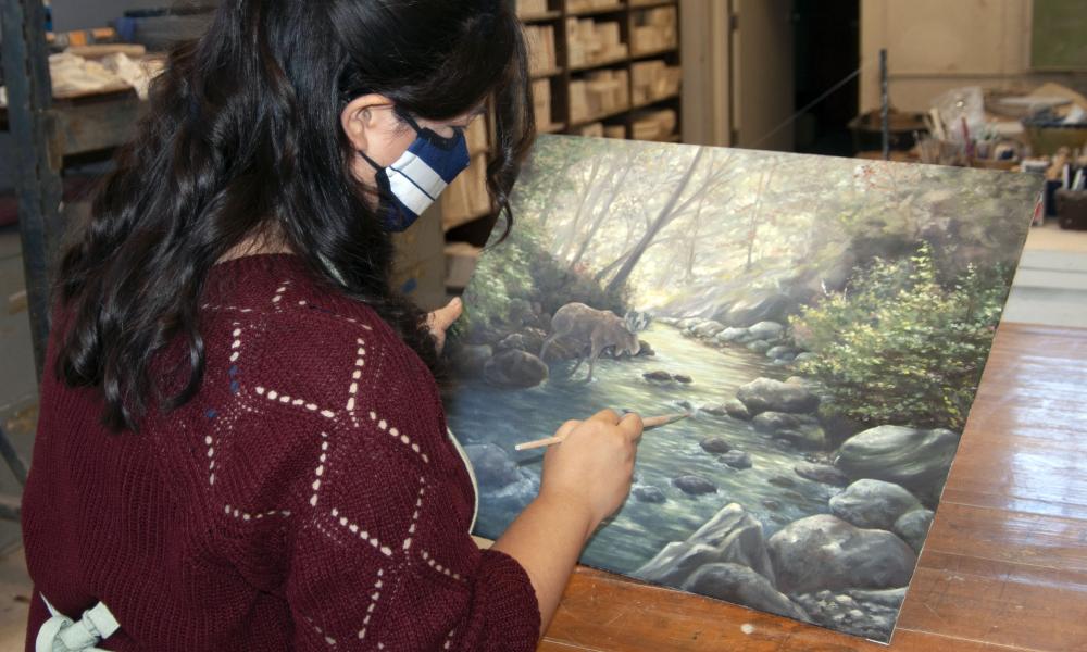 Mari Yamato Working on an Oil Painting