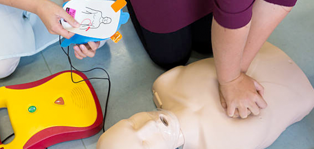 IECC_BusinessAndIndustry_CPR_AED_Course_Photo.png